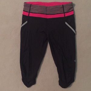 Lululemon Cropped Leggings - Size 6